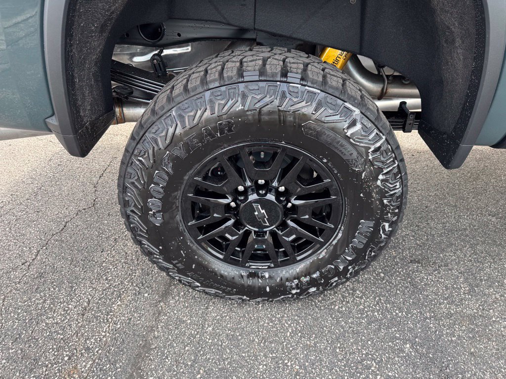 New 2026 Chevrolet Silverado 2500 ZR2 w/ LPO, Dark Essentials Package AWD/4WD image 33
