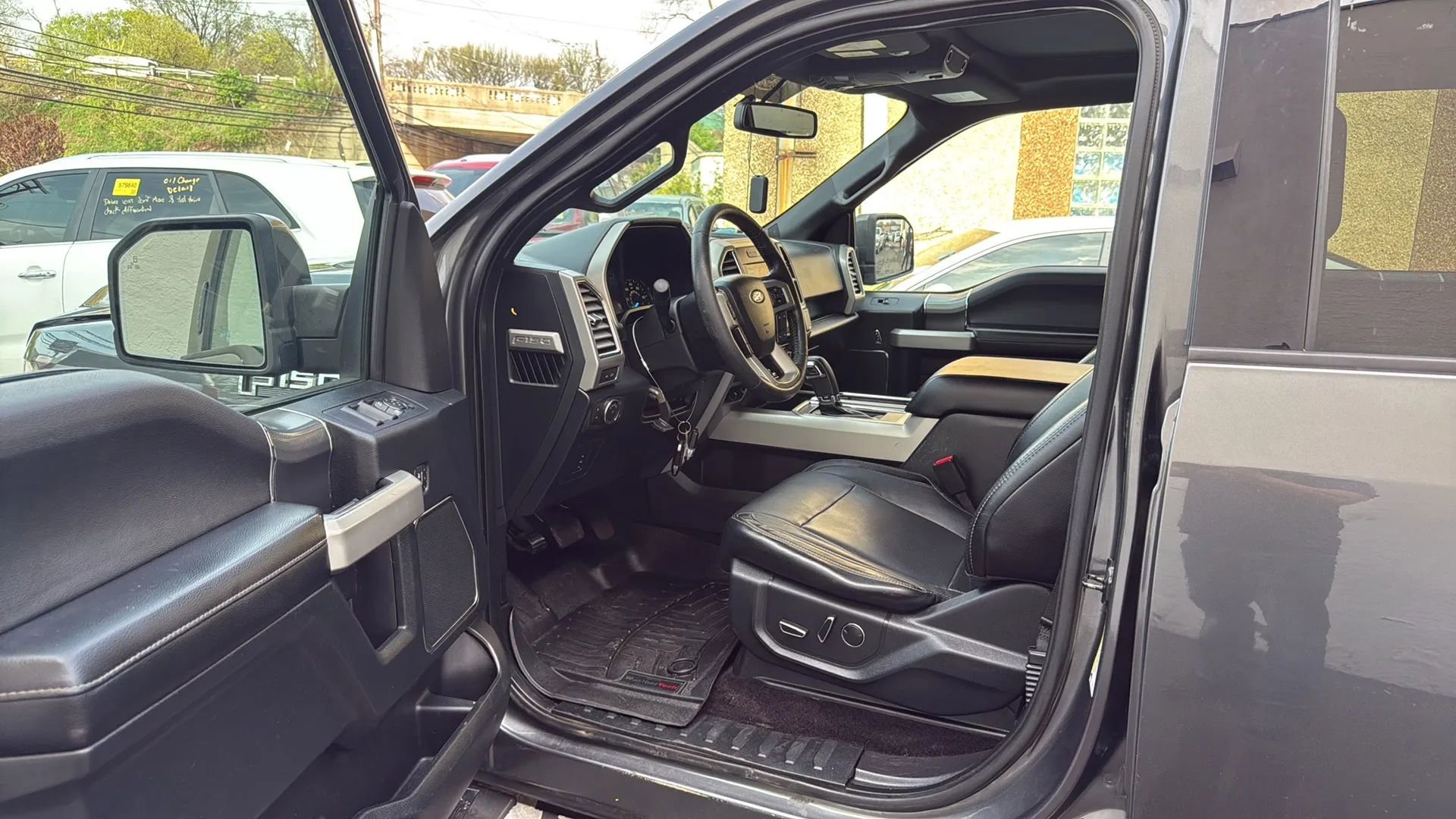 Used 2016 Ford F150 Lariat w/ Equipment Group 501A Mid AWD/4WD image 22