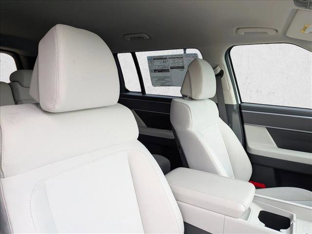 New 2026 Hyundai Santa Fe SE image 21