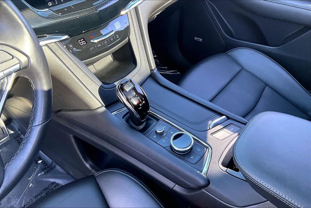 Certified 2023 Cadillac XT6 Sport w/ Technology Package image 14
