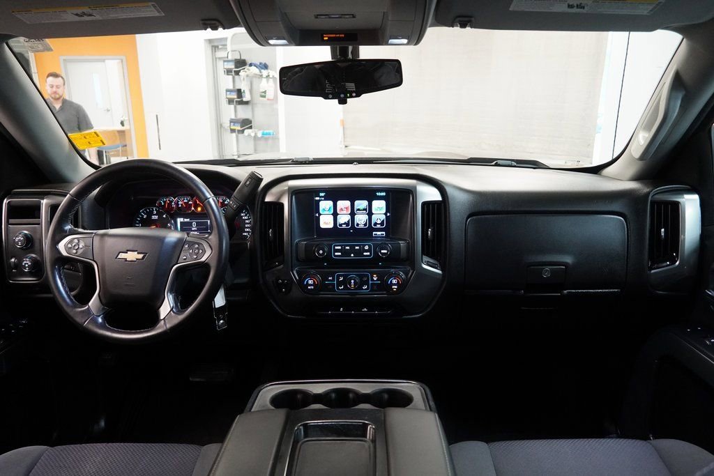 Used 2018 Chevrolet Silverado 1500 LT w/ All Star Edition image 19