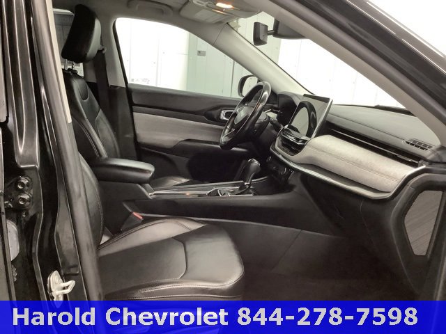 Used 2022 Jeep Compass Latitude image 11