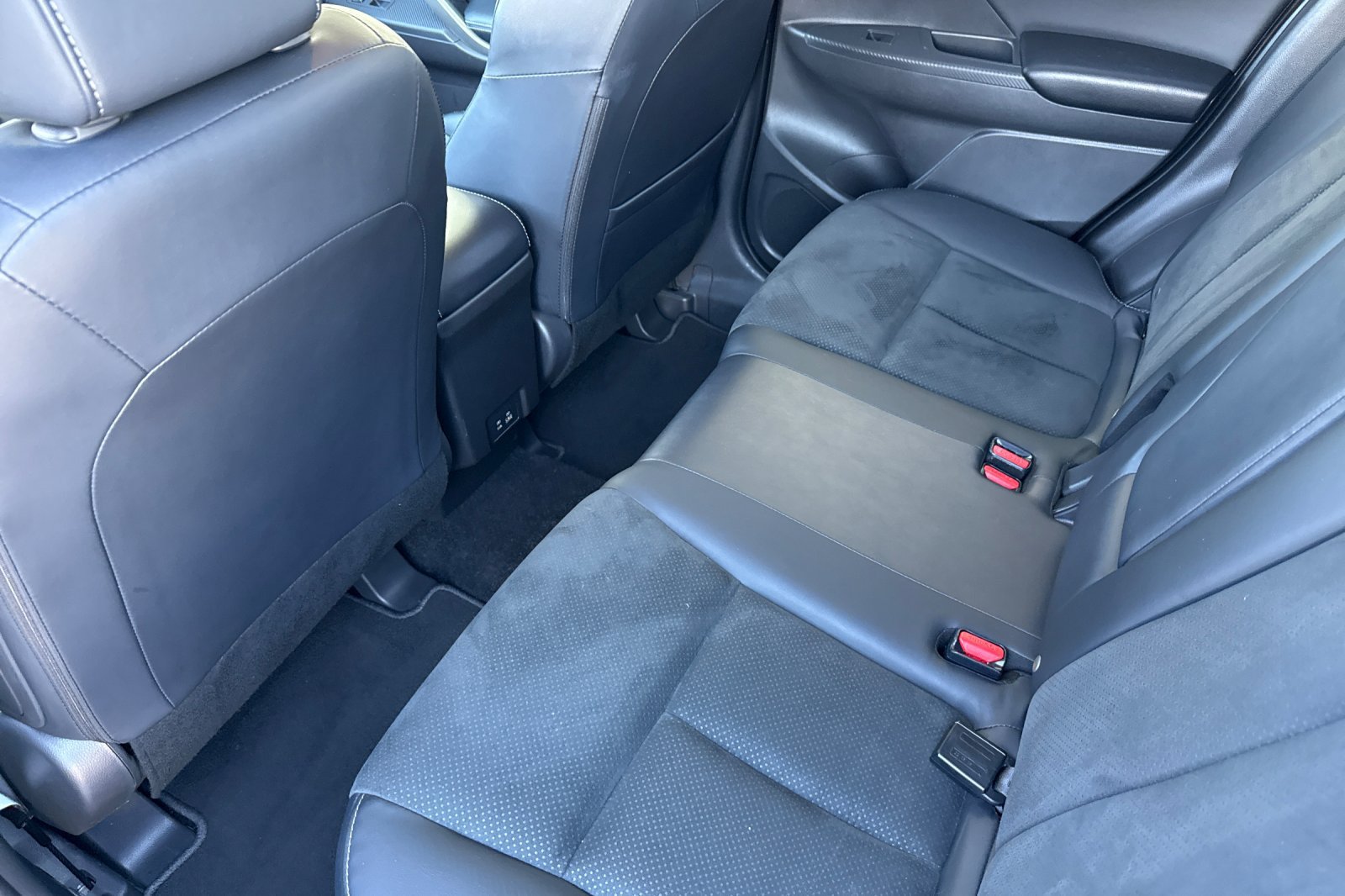 Used 2025 Mitsubishi Eclipse Cross SE AWD/4WD image 16