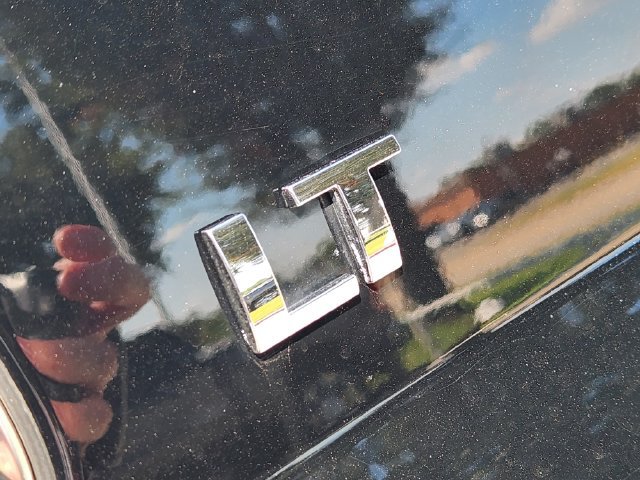 Used 2019 Chevrolet Suburban LT AWD/4WD image 13