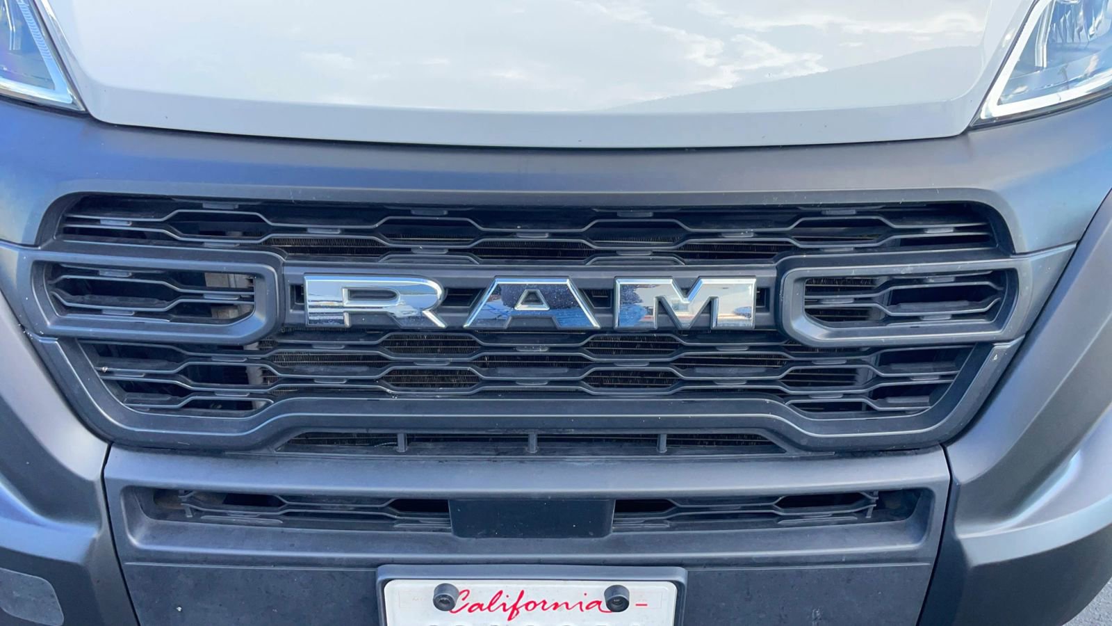 Used 2025 RAM ProMaster 2500 w/ Convenience Group FWD image 44