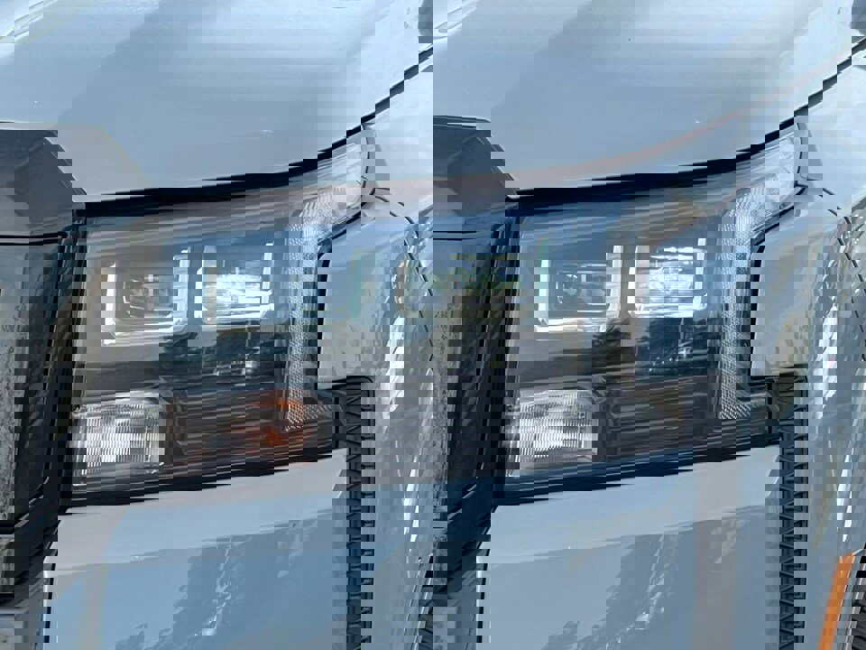 New 2026 Nissan Frontier SV image 36