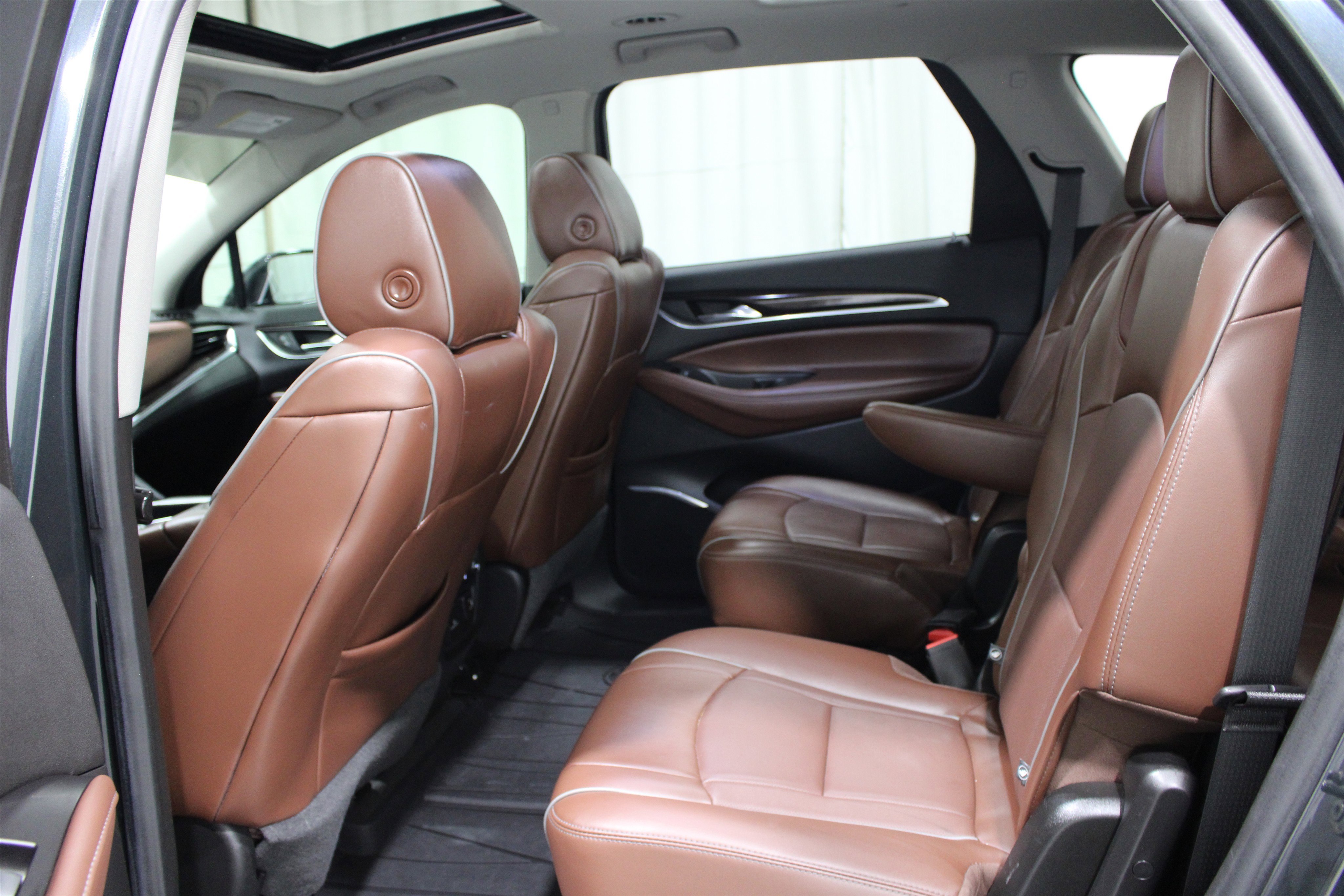 Used 2019 Buick Enclave Avenir w/ Trailering Package, 5000 lbs. FWD image 25