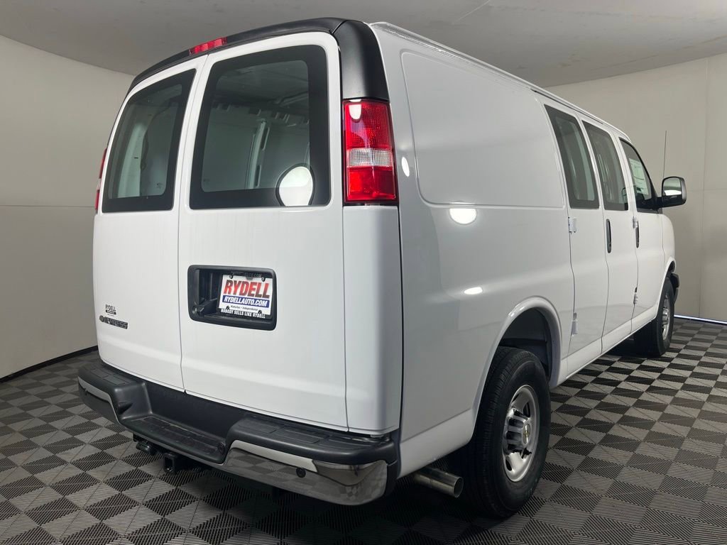 New 2026 Chevrolet Express 2500 w/ Enhanced Convenience Package RWD image 4