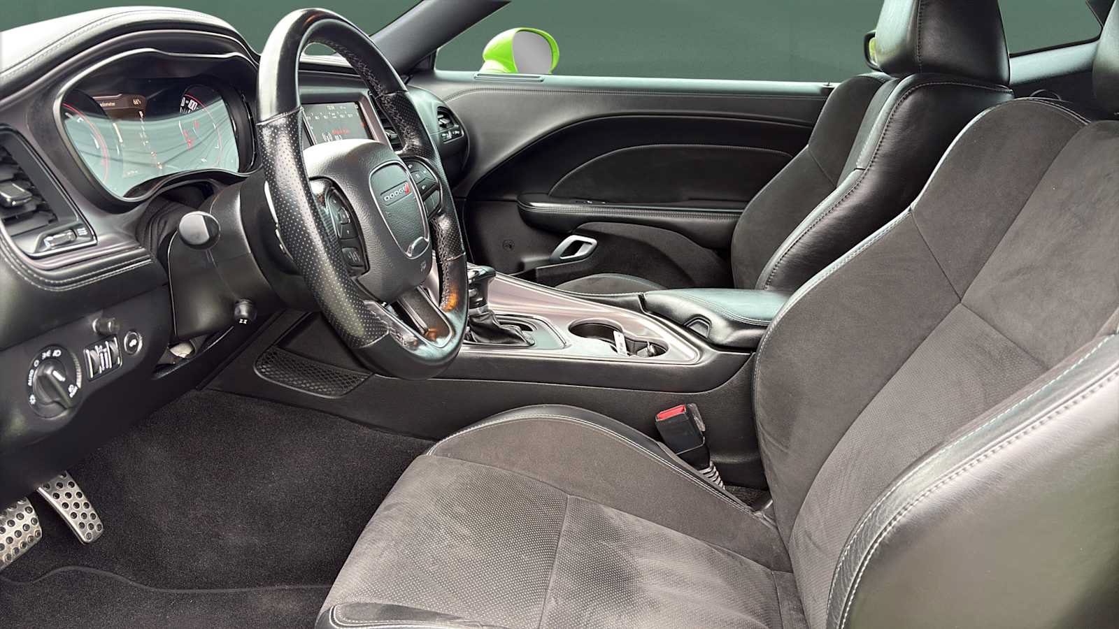 Used 2023 Dodge Challenger R/T w/ Plus Package RWD image 17