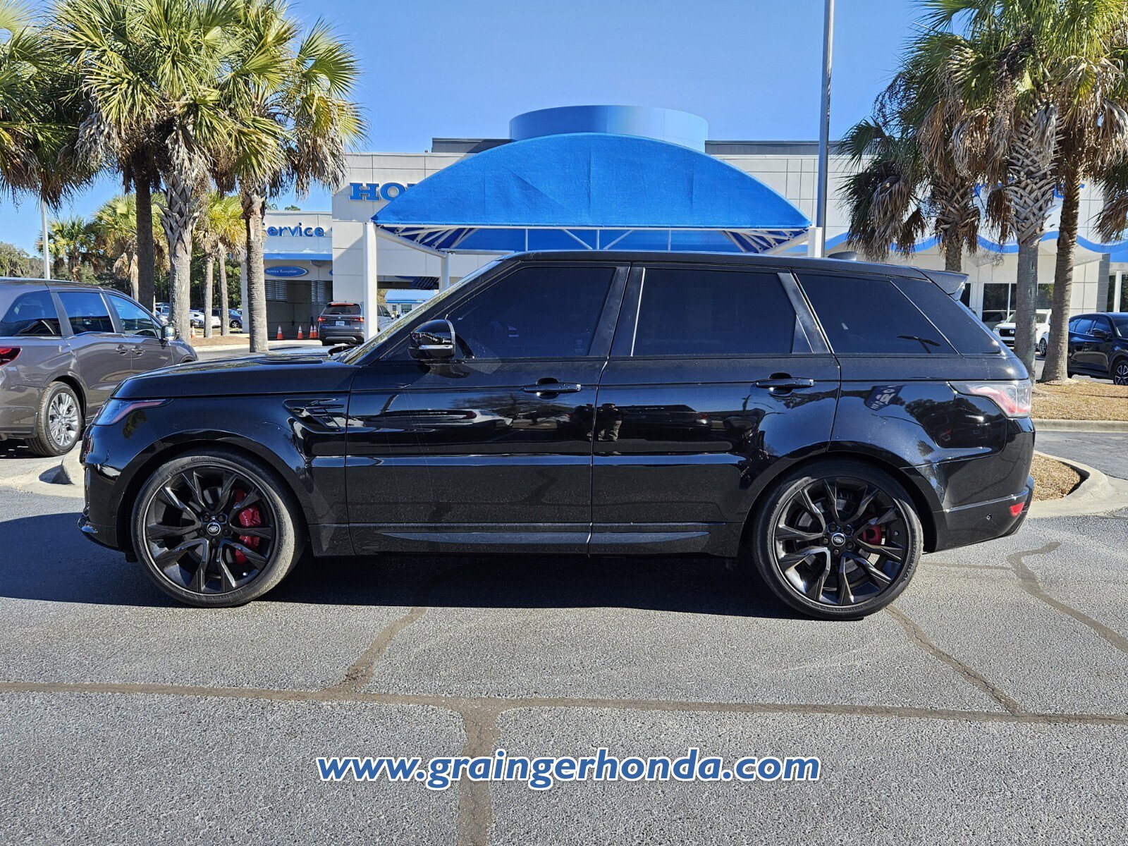 Used 2019 Land Rover Range Rover Sport HST AWD/4WD image 2