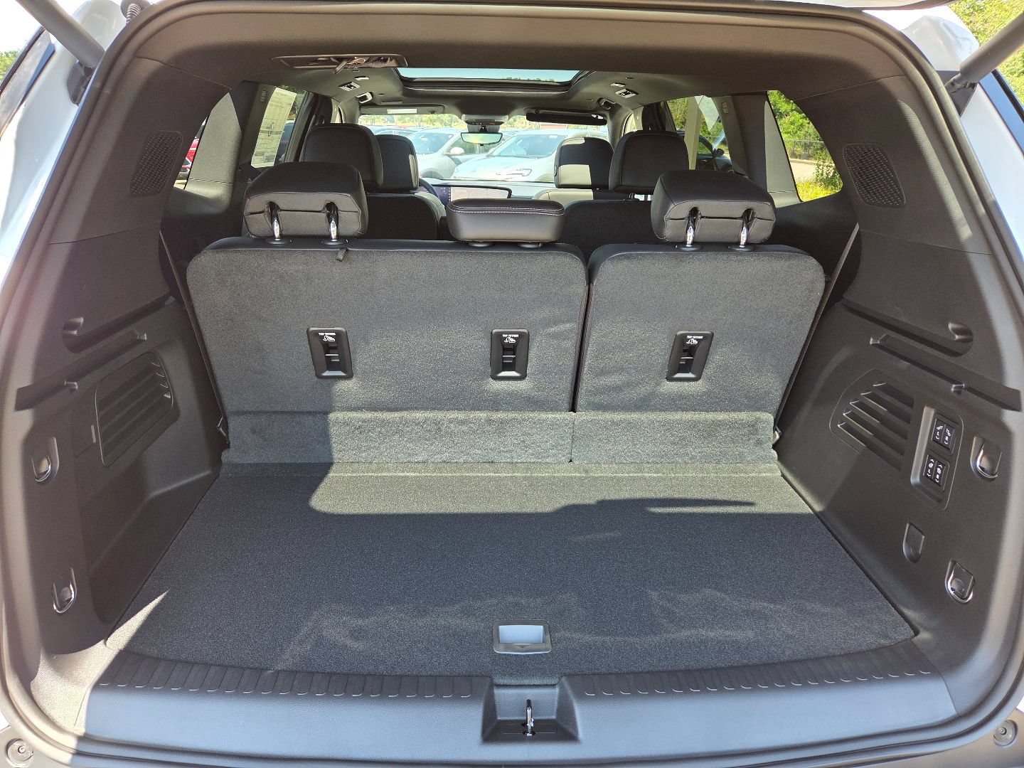 New 2026 Buick Enclave Preferred w/ Power Package AWD/4WD image 23