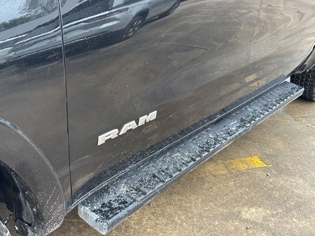 Used 2019 RAM 1500 Laramie AWD/4WD image 14