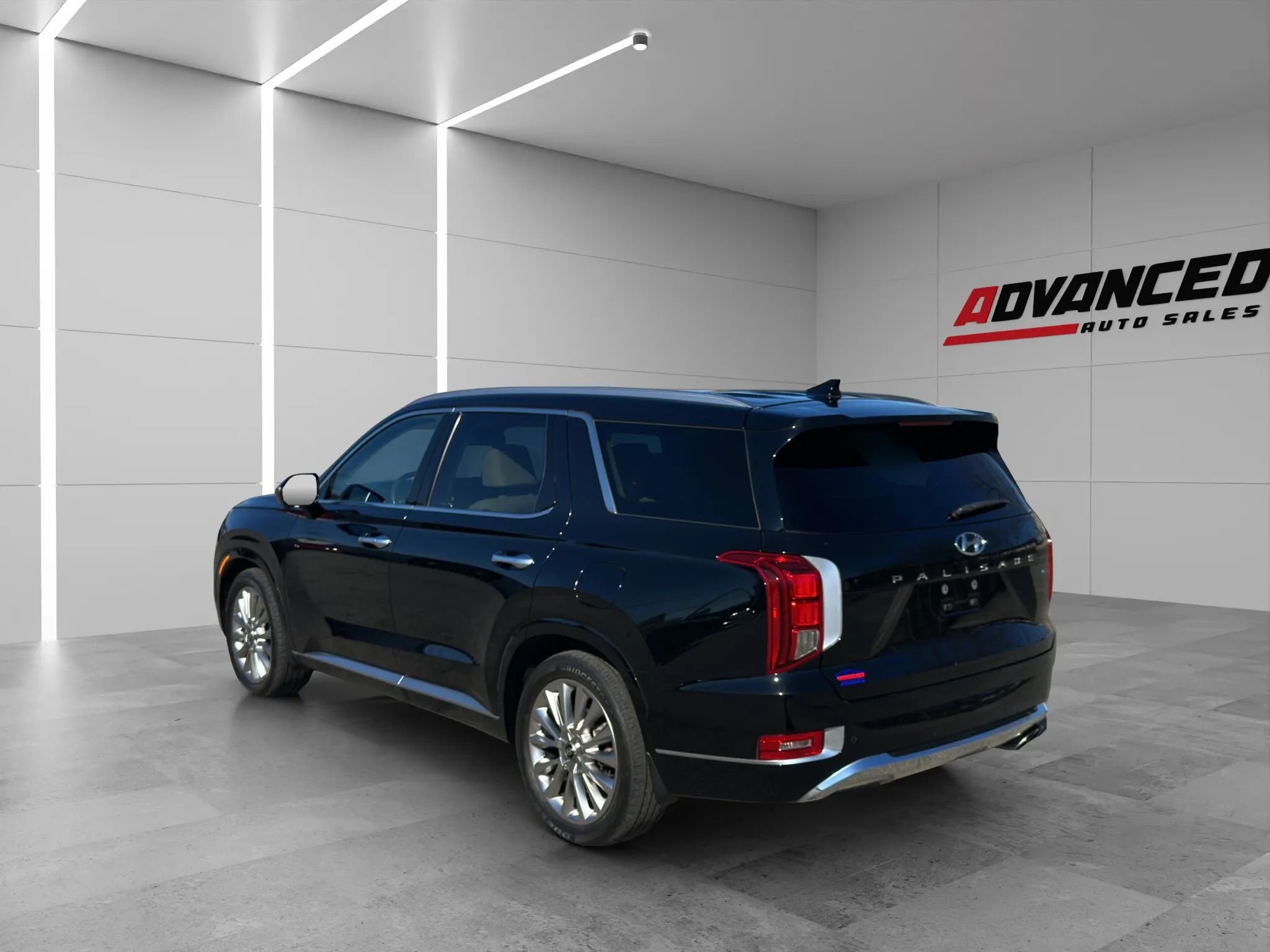 Used 2020 Hyundai Palisade Limited w/ Winter Weather Package AWD/4WD image 4