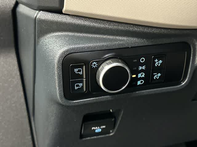 Used 2024 Ford Bronco Wildtrak AWD/4WD image 19