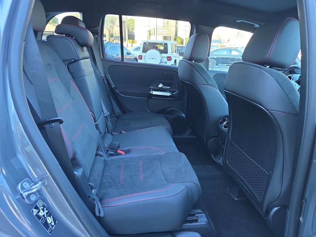 Used 2026 Mercedes-Benz GLB 250 GLB 250 image 15