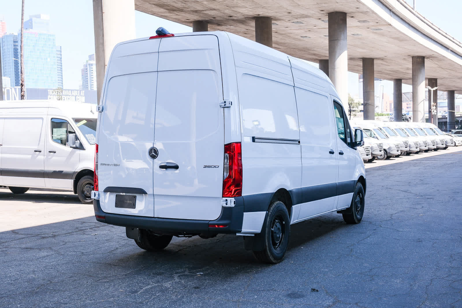 New 2025 Mercedes-Benz Sprinter 2500 image 4