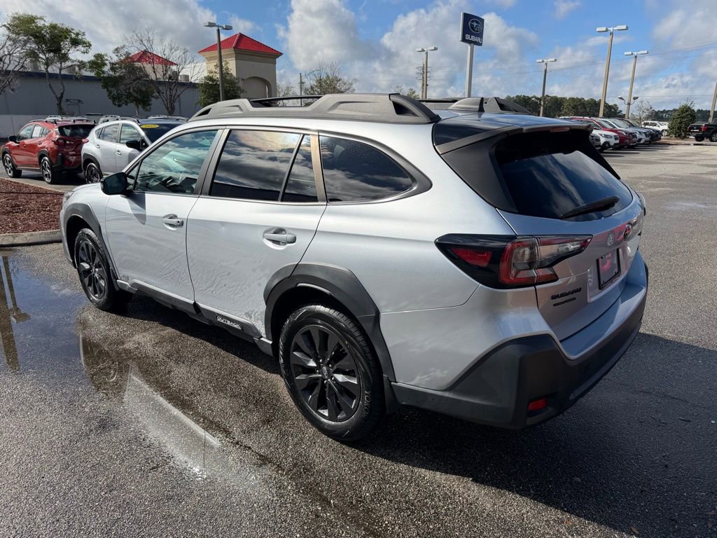 Used 2023 Subaru Outback Onyx Edition image 9