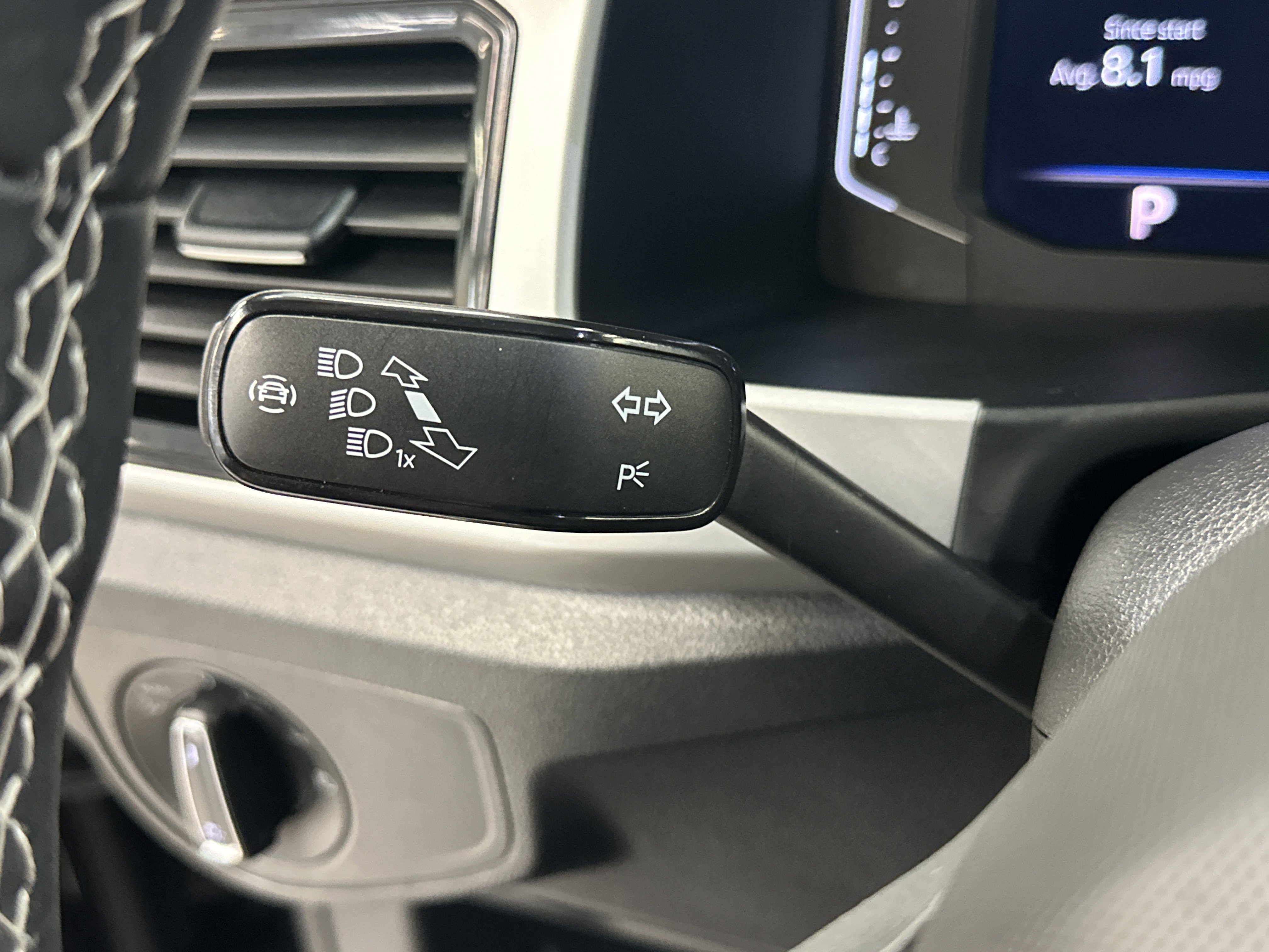 Used 2023 Volkswagen Atlas Cross Sport SEL image 37