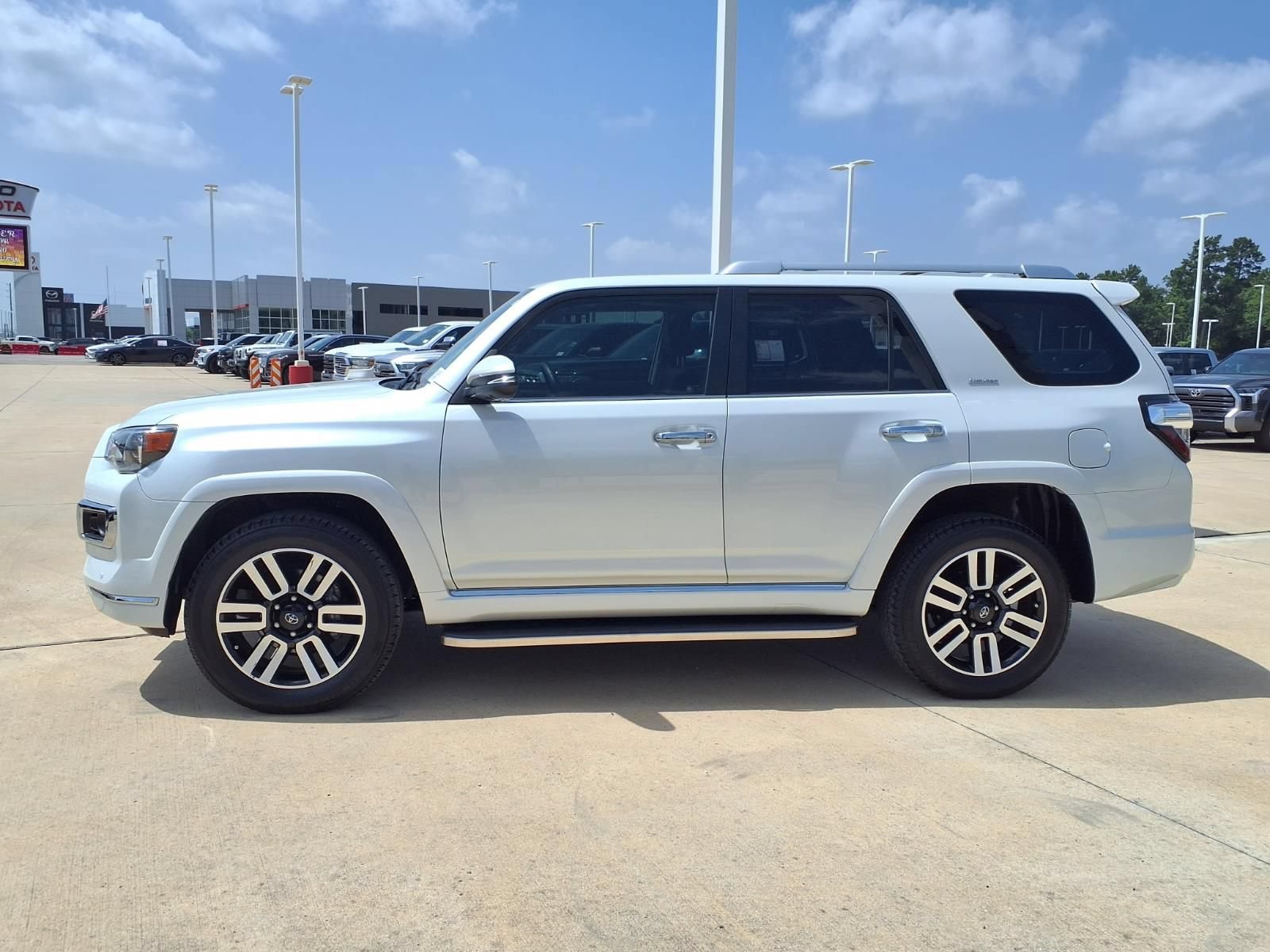 Certified 2024 Toyota 4Runner Limited AWD/4WD image 9
