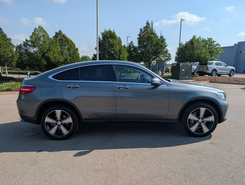 Used 2017 Mercedes-Benz GLC 300 4MATIC Coupe image 7