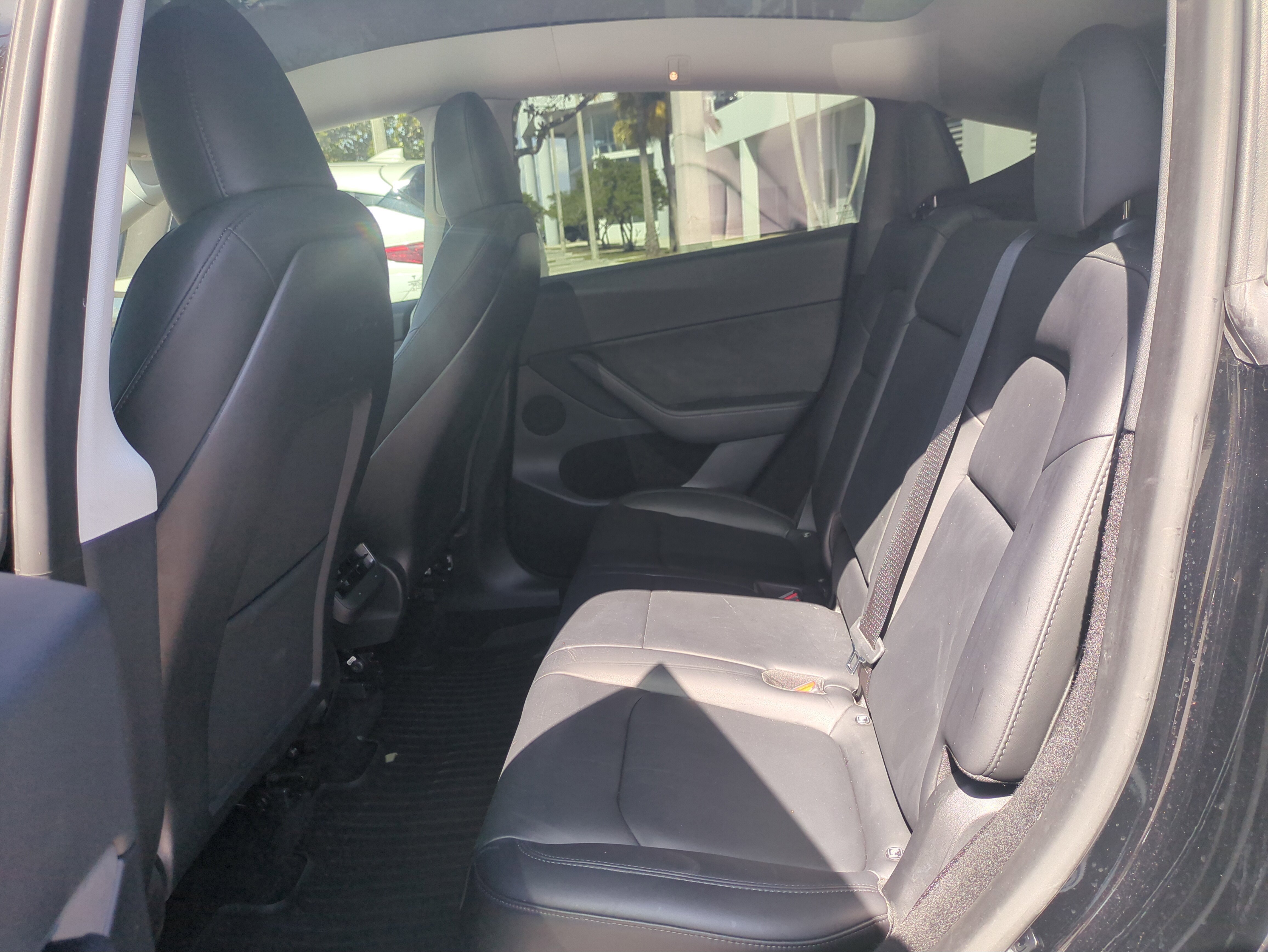 Used 2023 Tesla Model Y Performance image 15