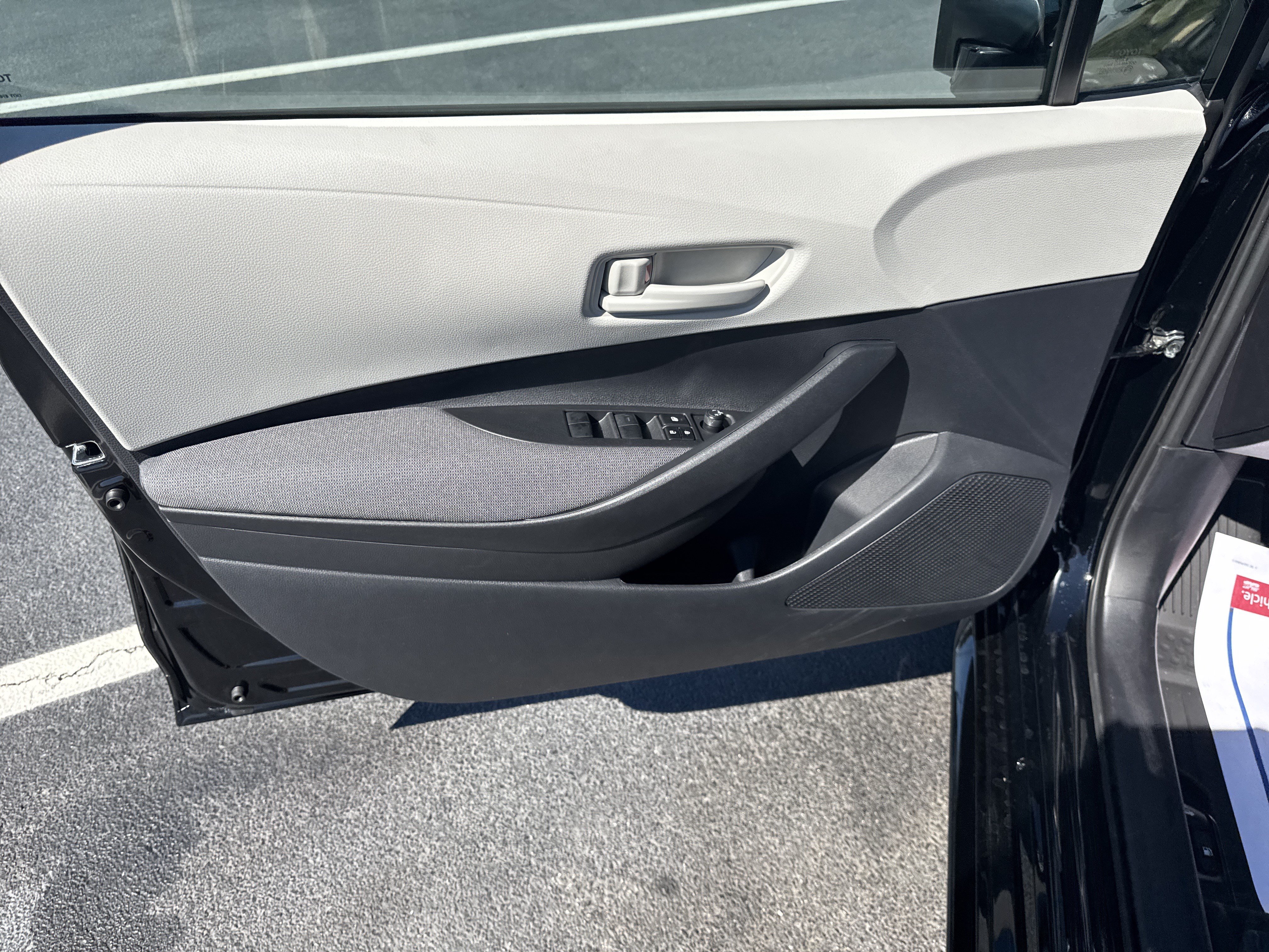 New 2027 Toyota Corolla LE FWD image 23