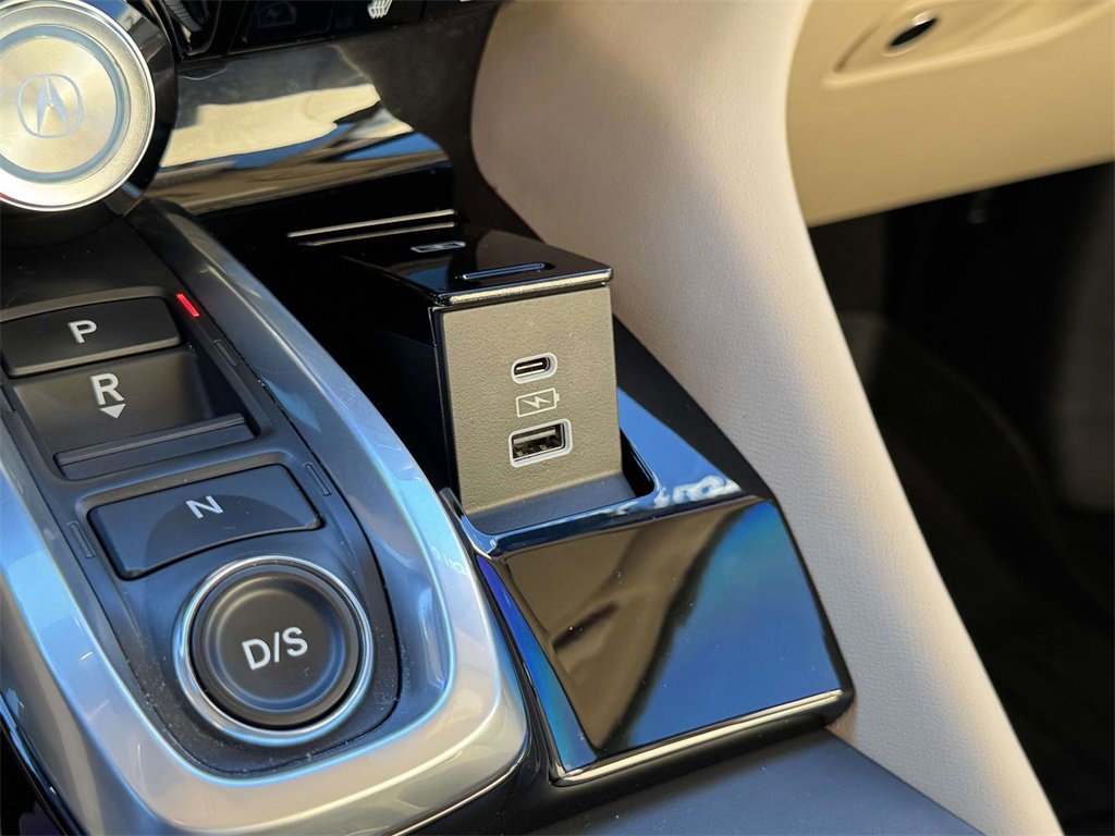 Used 2023 Acura MDX FWD w/ Technology Package image 31