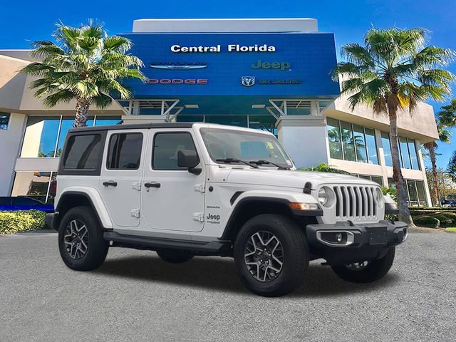 Used 2018 Jeep Wrangler Unlimited Sahara AWD/4WD image 2