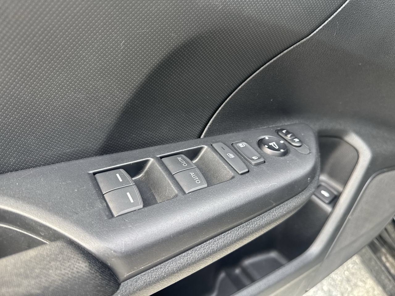 Used 2018 Honda Civic LX image 3