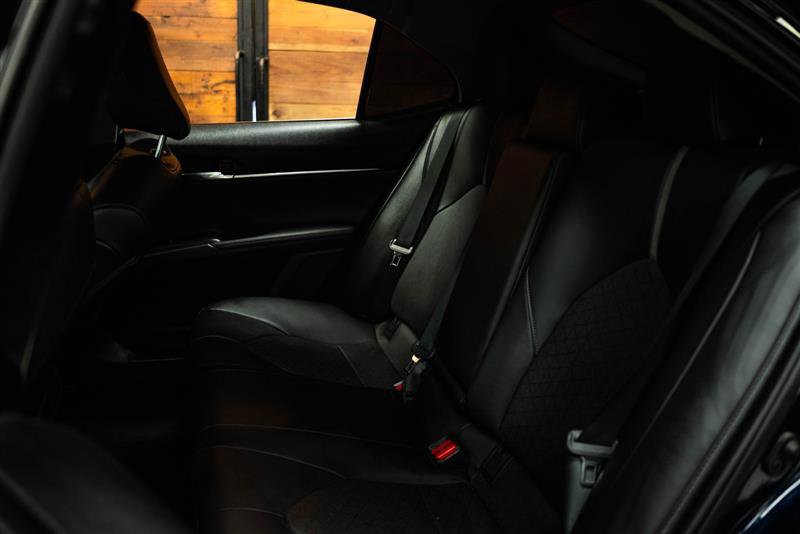 Used 2022 Toyota Camry XSE w/ Carpet Mat Package (TMS) FWD image 10