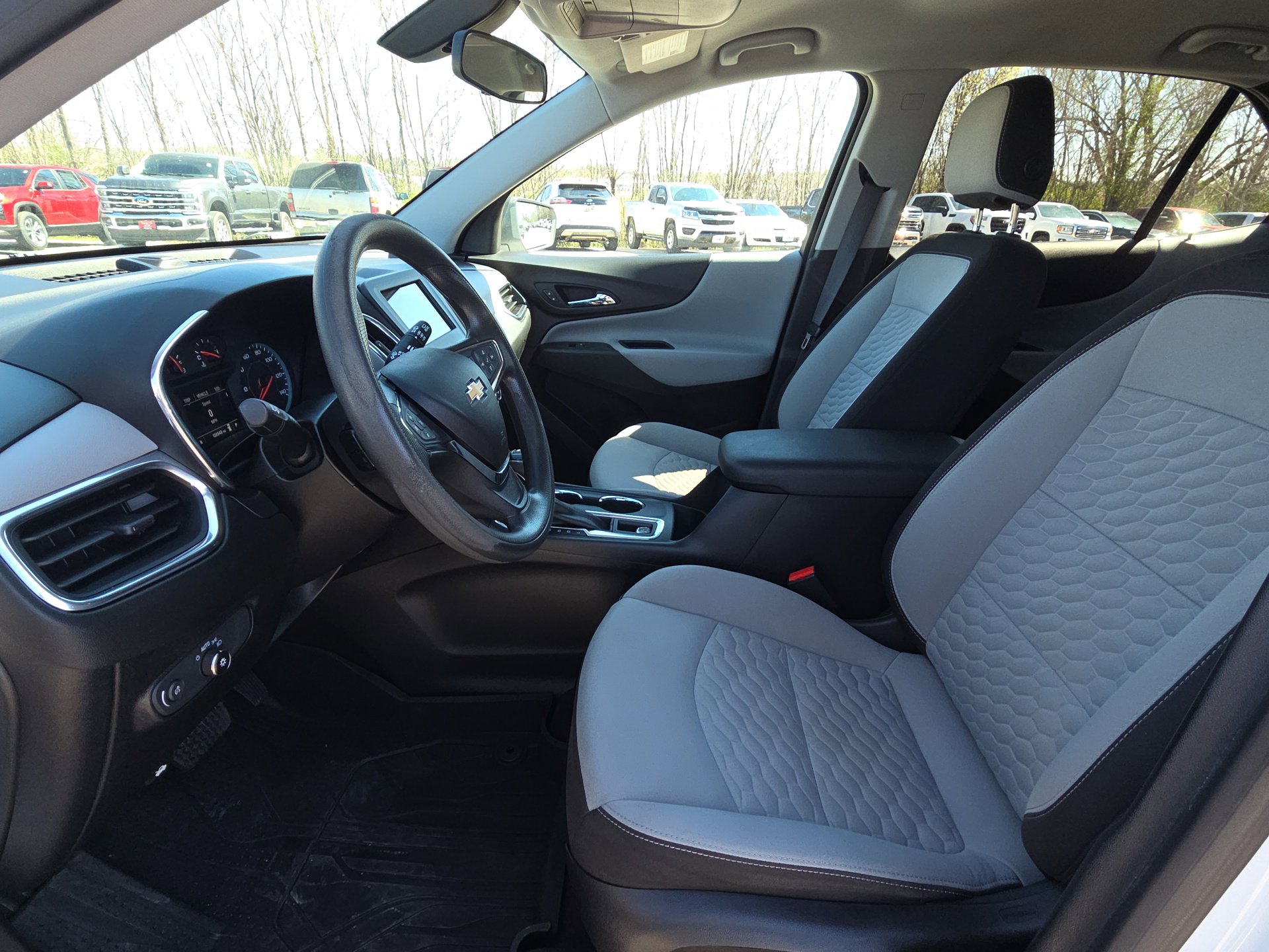 Used 2019 Chevrolet Equinox LS w/ LS Convenience Package image 15