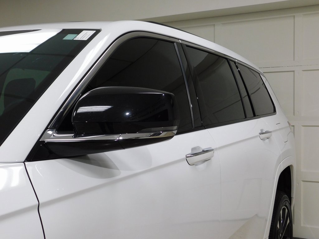 Used 2022 Jeep Grand Cherokee L Overland w/ Luxury Tech Group IV image 19