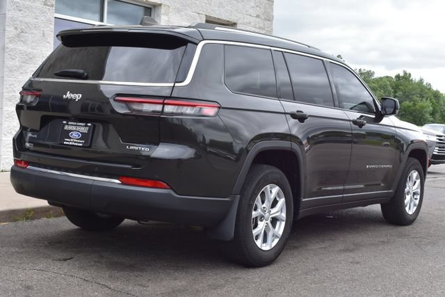 Used 2023 Jeep Grand Cherokee L Limited AWD/4WD image 16