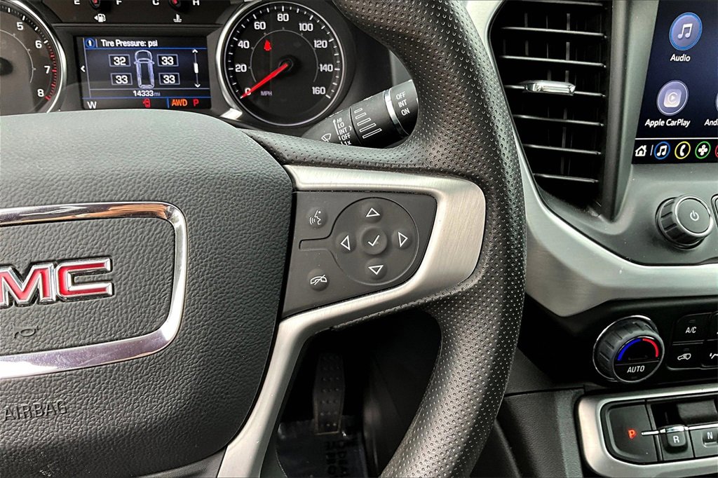 Certified 2023 GMC Acadia SLE w/ Driver Convenience Package image 12