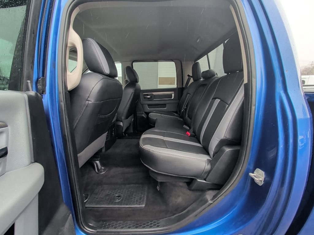 Used 2015 RAM 2500 SLT w/ Luxury Group image 12