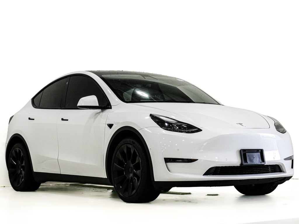 Used 2021 Tesla Model Y Long Range AWD/4WD image 1
