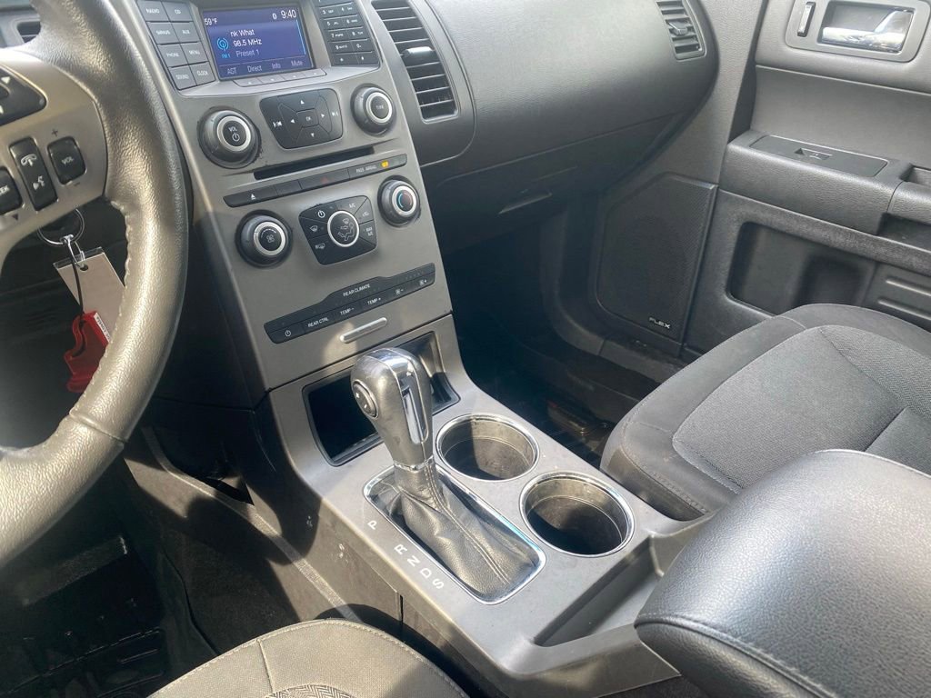 Used 2019 Ford Flex SE FWD image 22