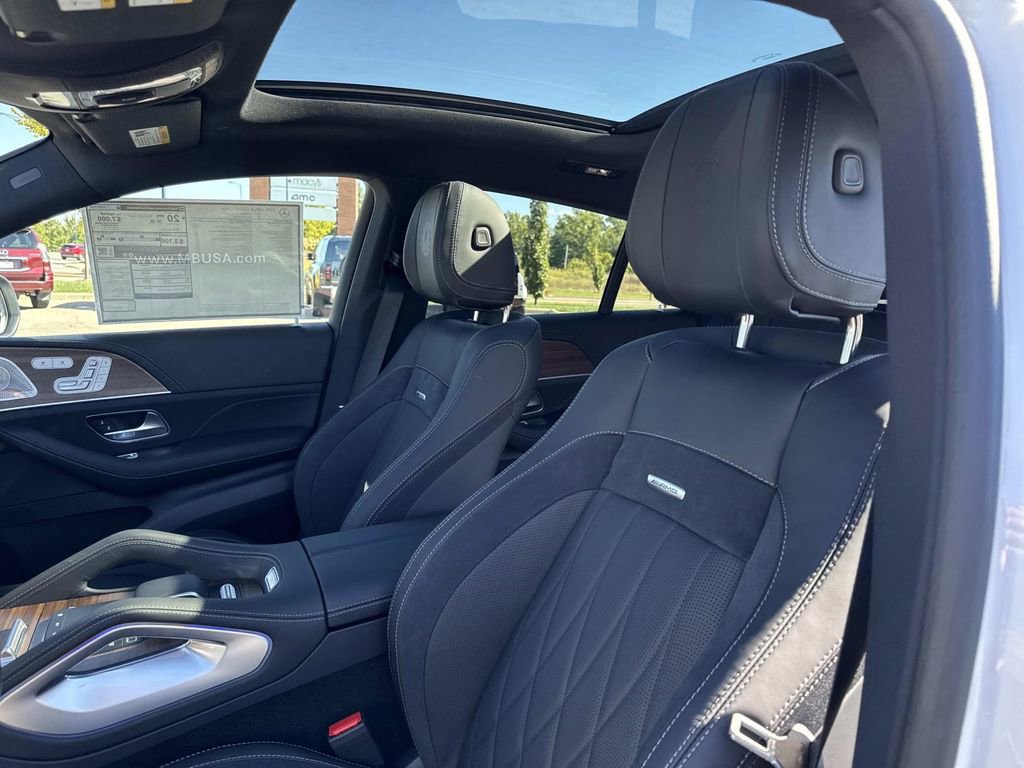 New 2026 Mercedes-Benz GLE 53 AMG 4MATIC Coupe image 19