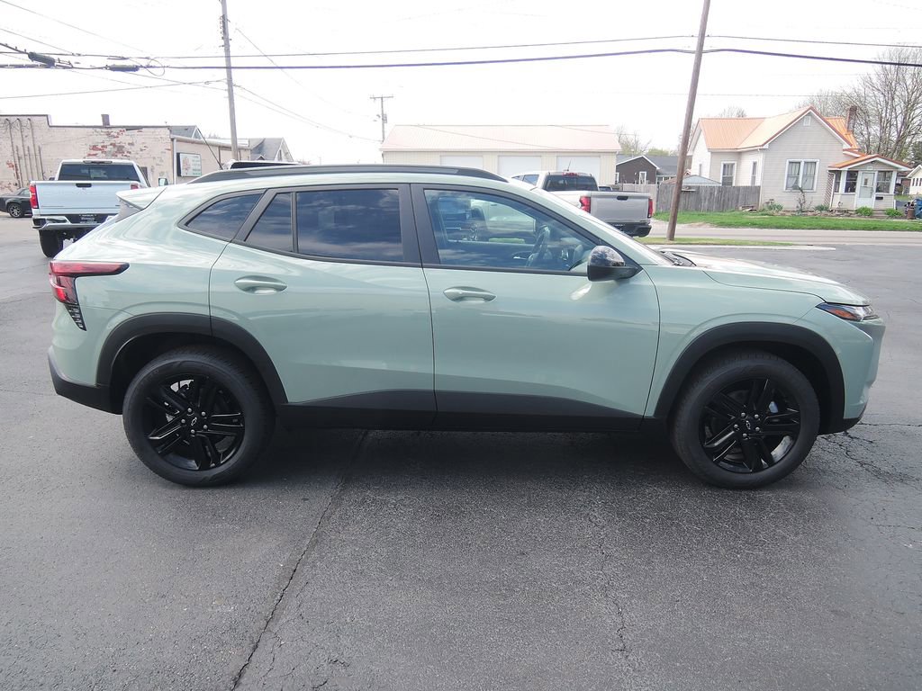 New 2026 Chevrolet Trax ACTIV w/ Driver Confidence Package FWD image 2