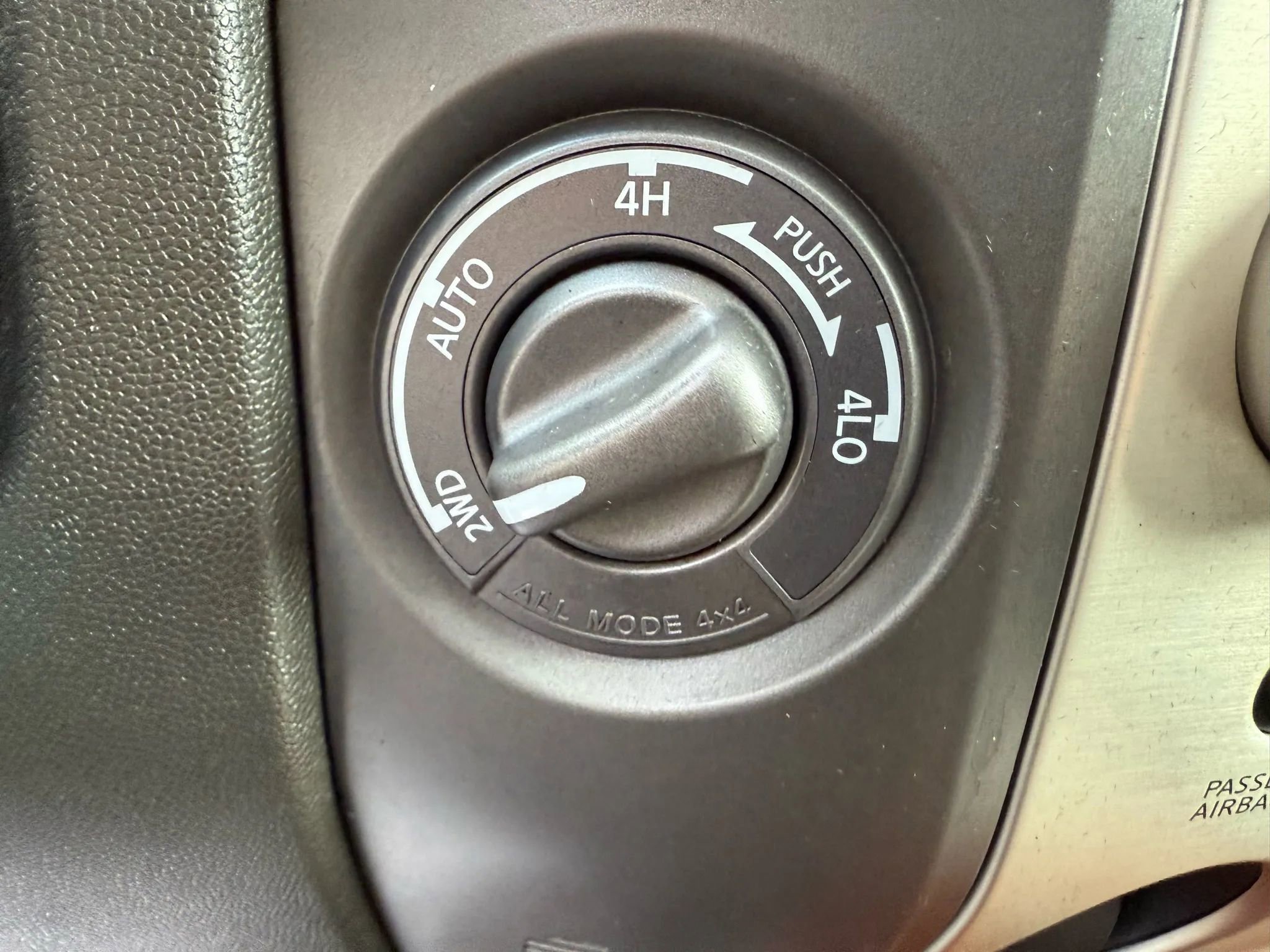 Used 2006 INFINITI QX56 4WD image 31