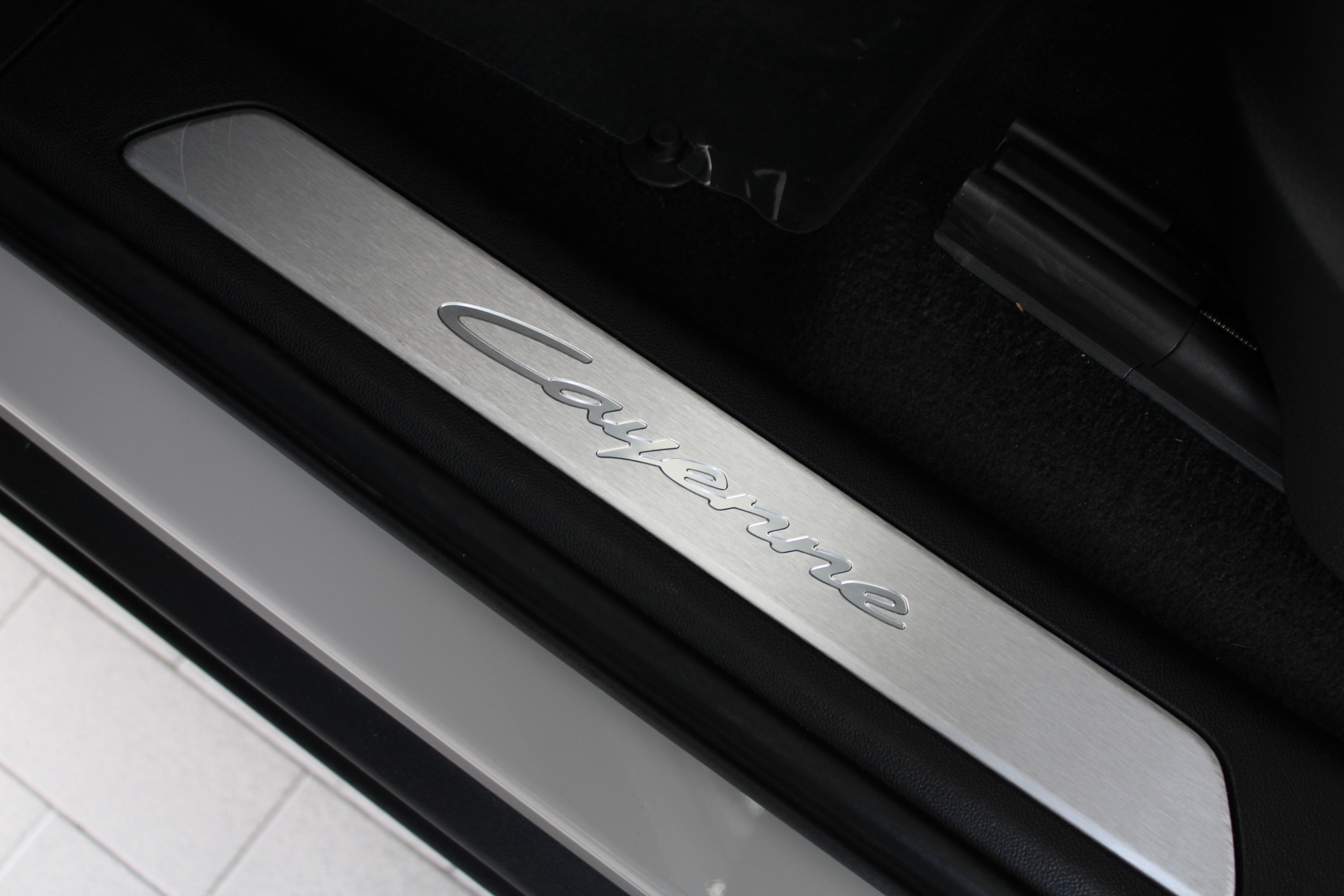 Certified 2025 Porsche Cayenne image 19