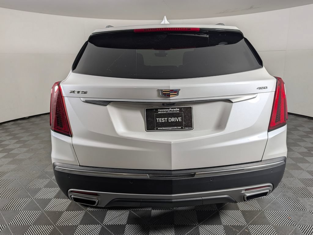 Used 2022 Cadillac XT5 Premium Luxury w/ Technology Package FWD image 6