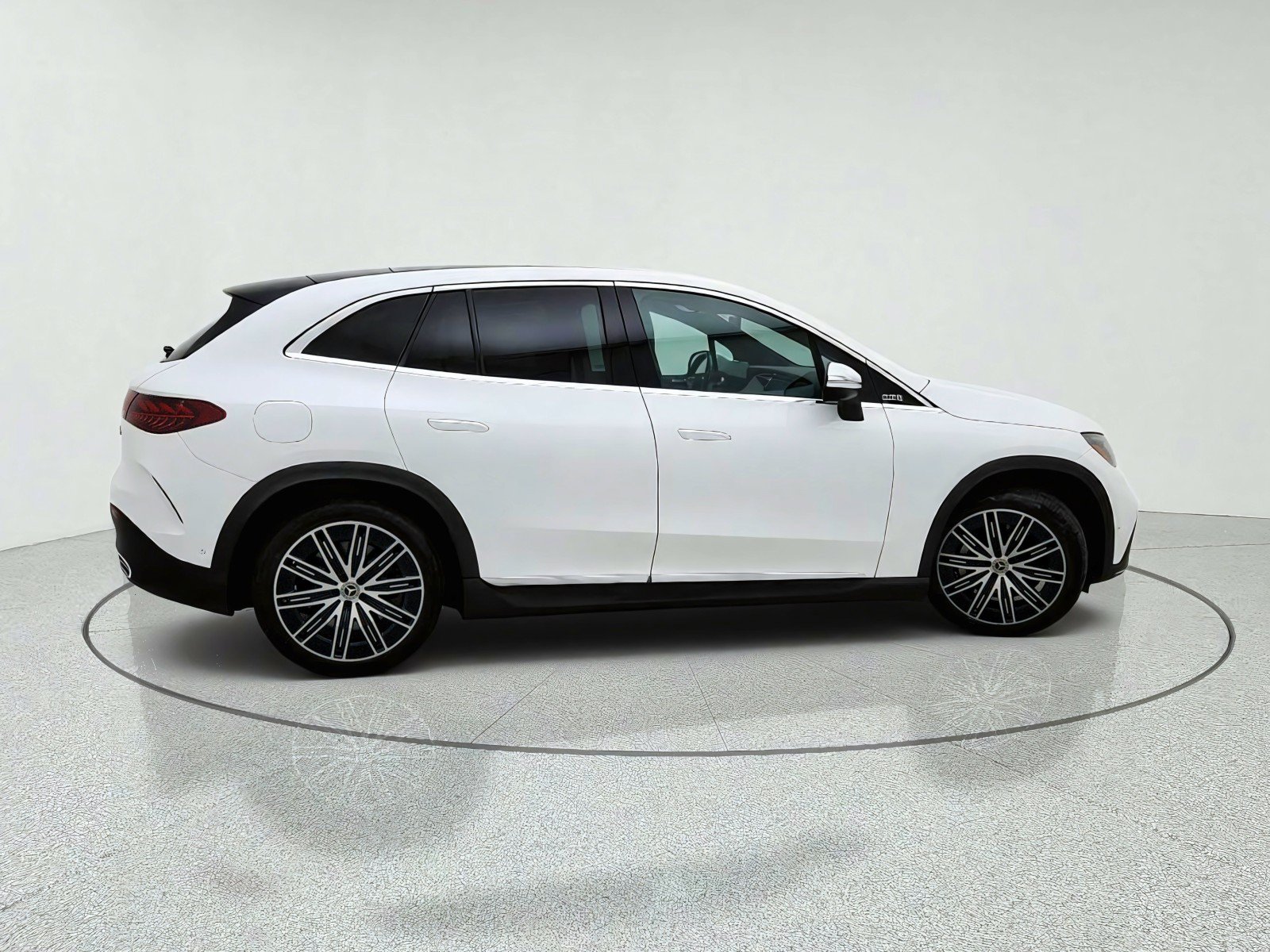 Certified 2023 Mercedes-Benz EQE 350+ 4MATIC SUV w/ AMG Line Exterior Package image 7