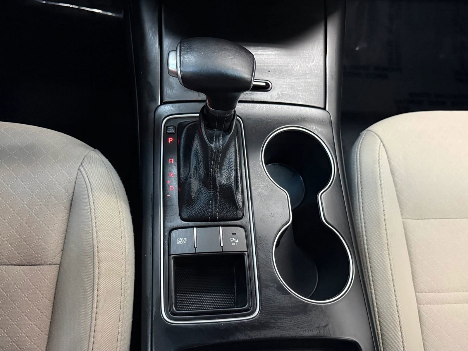 Used 2019 Kia Sorento LX w/ LX Convenience Package image 36