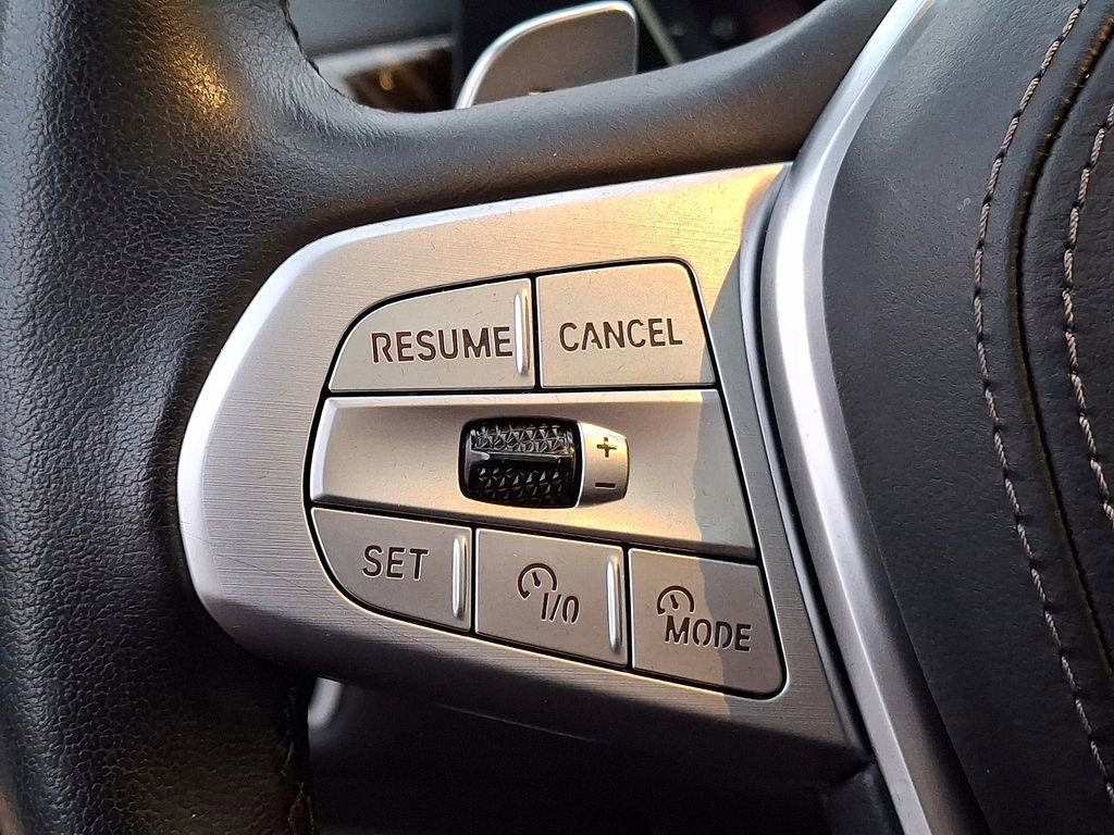 Used 2023 BMW X7 xDrive40i AWD/4WD image 16