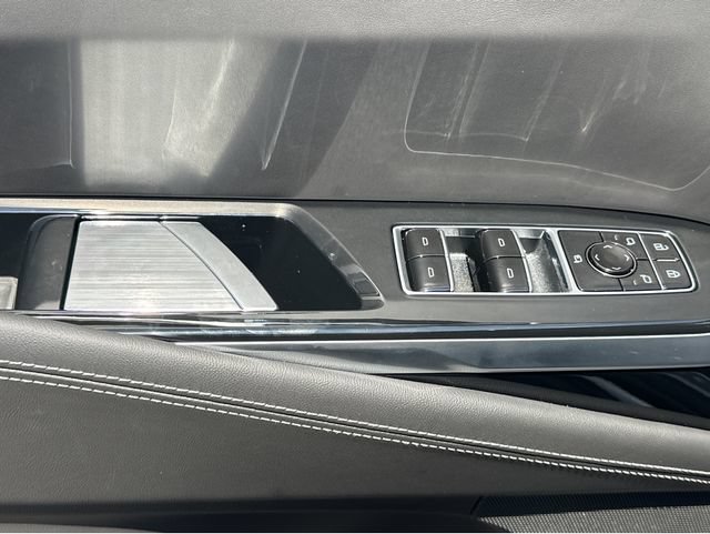 New 2026 Cadillac Escalade V w/ LPO, ONYX Package AWD/4WD image 36