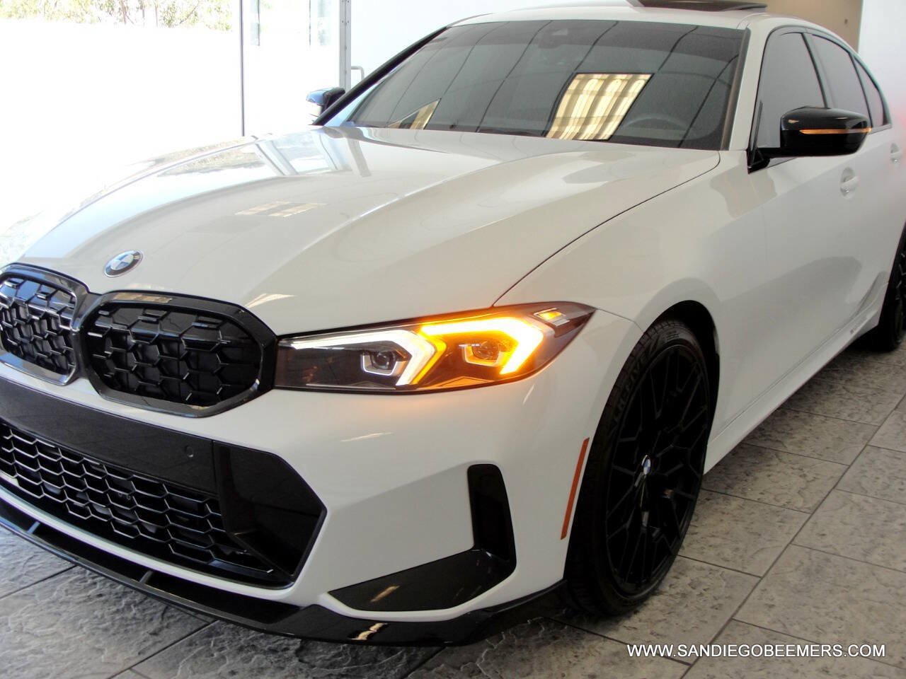 Used 2023 BMW 330i Sedan w/ M Sport Package RWD image 58