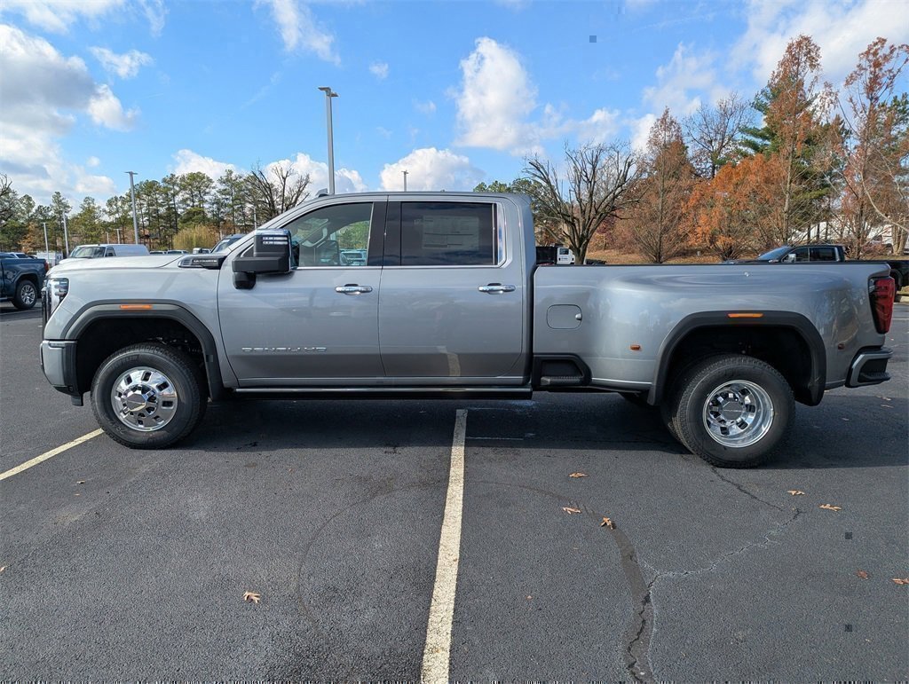 New 2026 GMC Sierra 3500 Denali Ultimate image 5