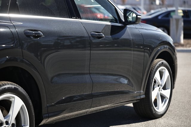 New 2025 Audi Q5 Premium Plus image 8