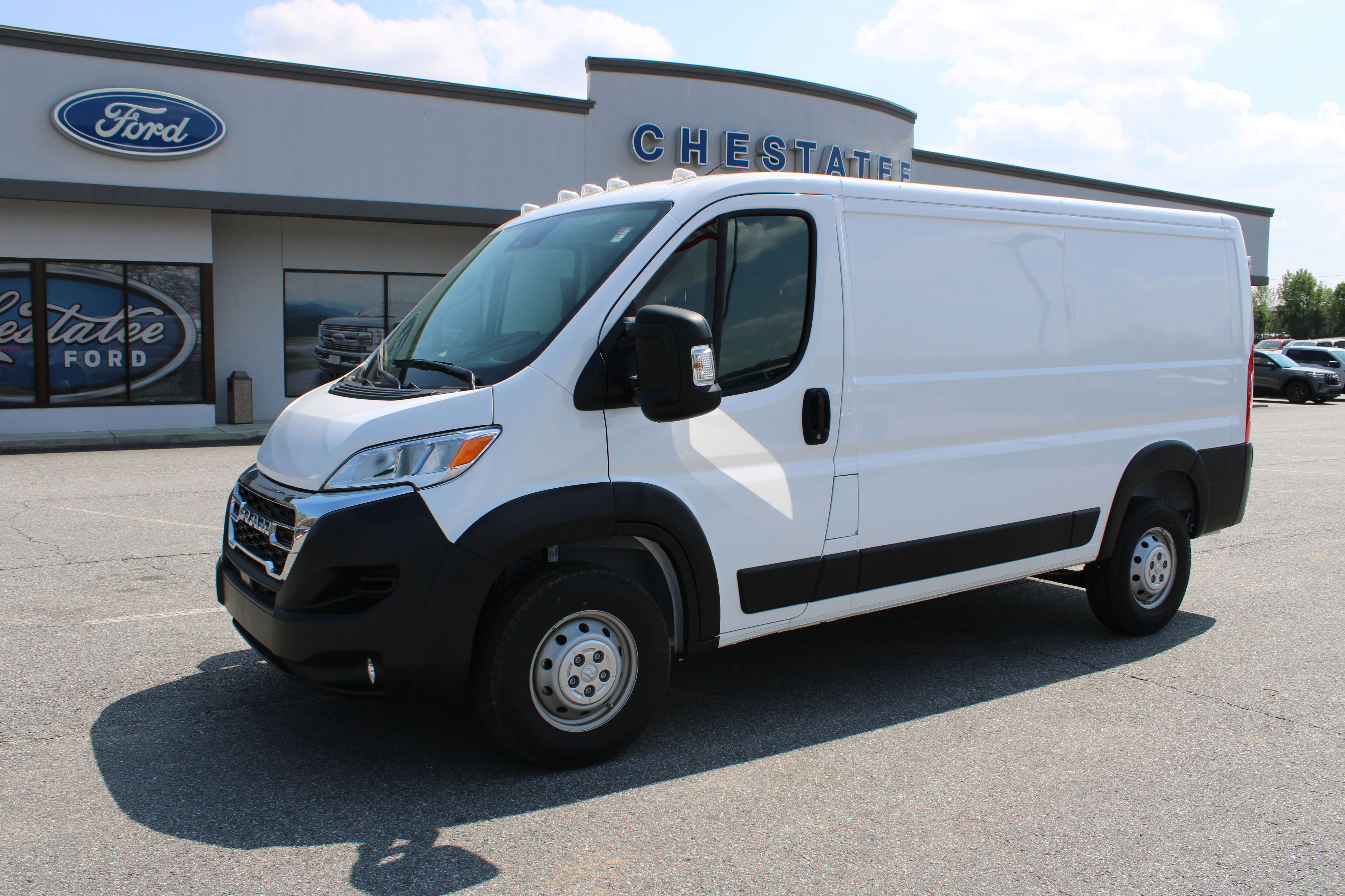 Used 2023 RAM ProMaster 1500 w/ Convenience Group image 2